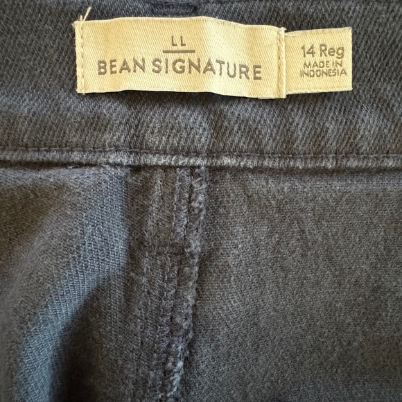 L.L. Bean Signature Washed Cotton Barrel Pants - Picture 7 of 8